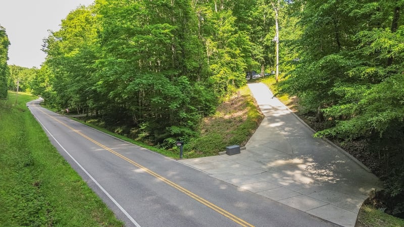 7872 Oscar Green Rd, Primm Springs, TN 38476