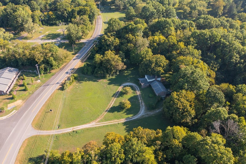 231 Theta Pike, Columbia, TN 38401