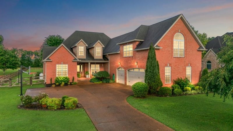 1191 Lone Oak Rd, Mount Juliet, TN 37122