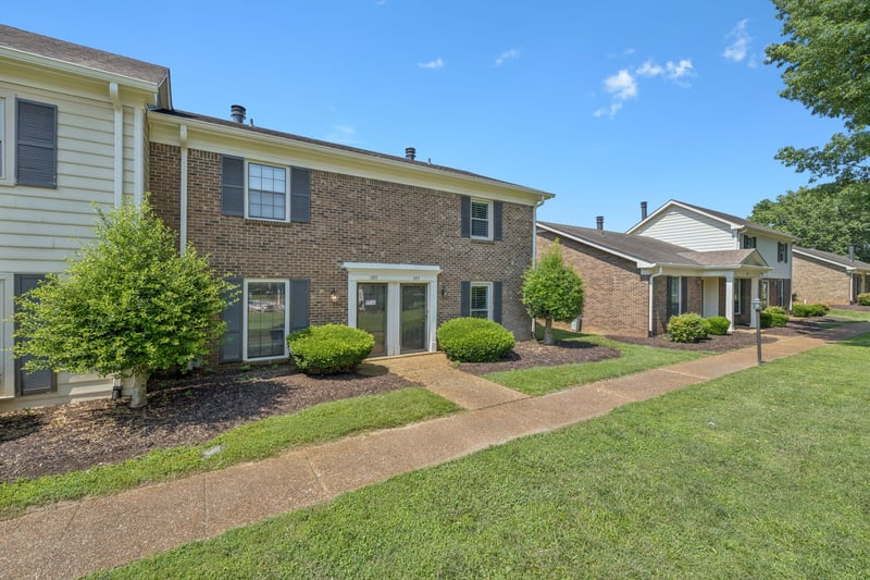 1013 E Northfield Blvd, Murfreesboro, TN 37130