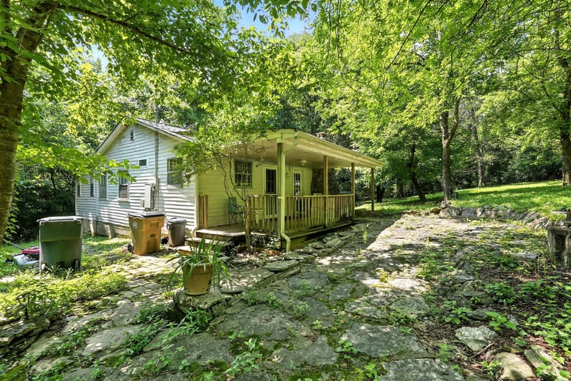 516 Franklin Limestone Rd, Nashville, TN 37217