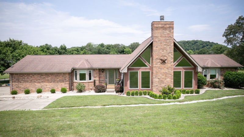 938 Thompson Rd, Pegram, TN 37143