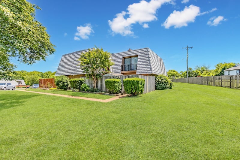 127 Cedarwood Ln, Madison, TN 37115