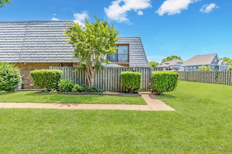 127 Cedarwood Ln, Madison, TN 37115