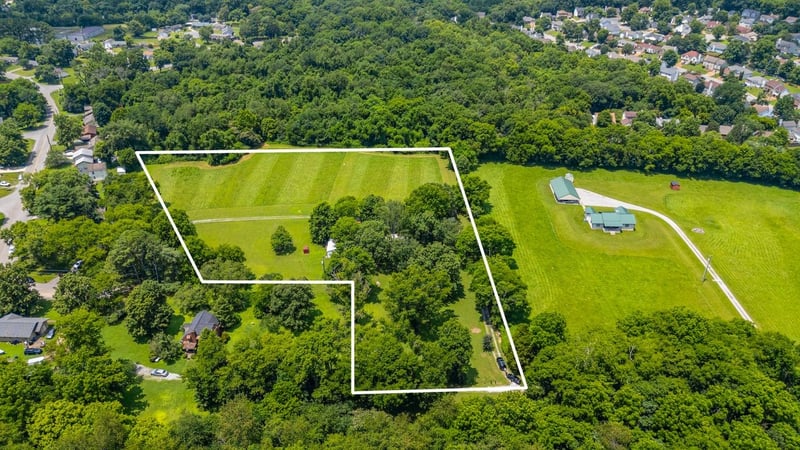 204 Butlers Ln, Old Hickory, TN 37138