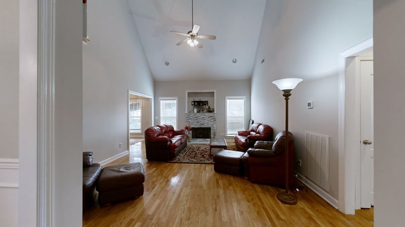 5142 Reagan Dr, Murfreesboro, TN 37129