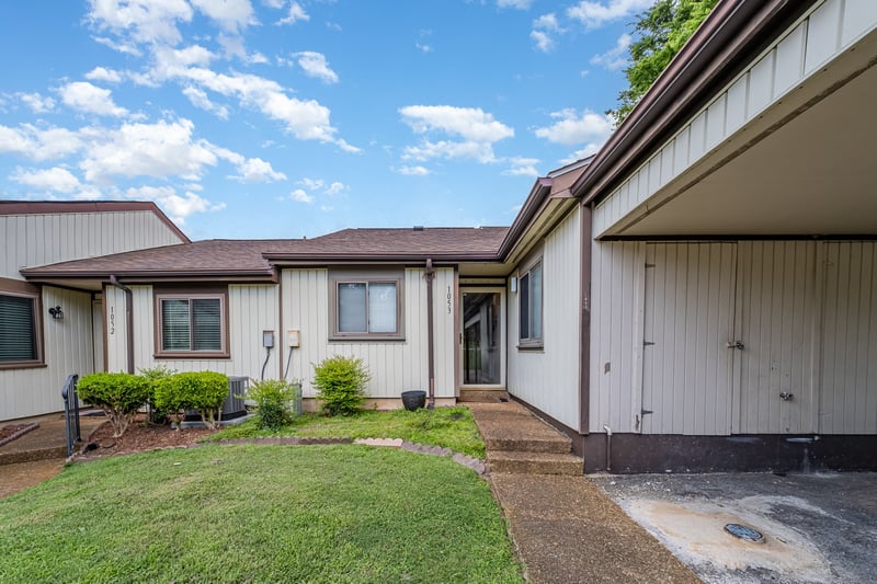 1053 Heritage Dr, Madison, TN 37115