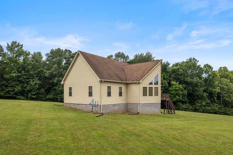 4664 New Cut Rd, Greenbrier, TN 37073