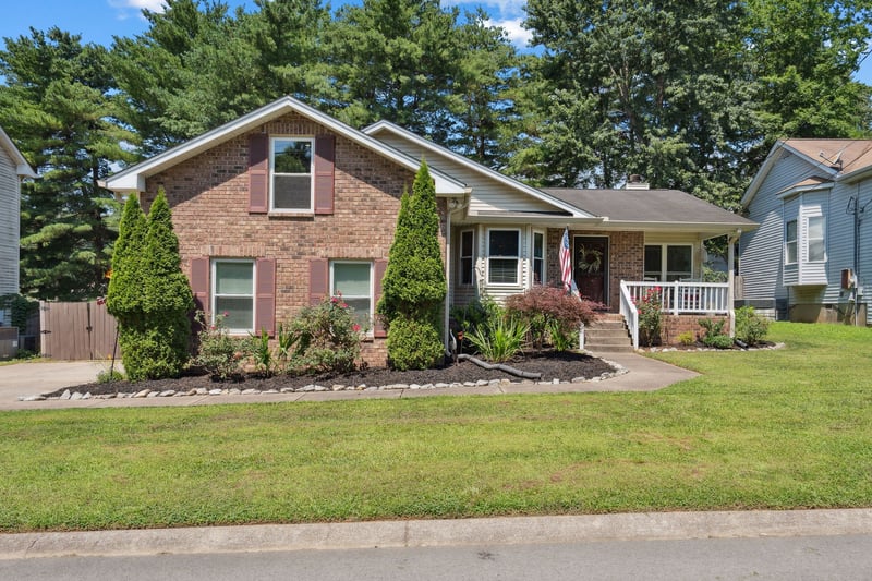 103 Northlake Dr, Hendersonville, TN 37075