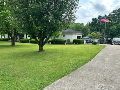 302 Utley Dr, Goodlettsville, TN 37072