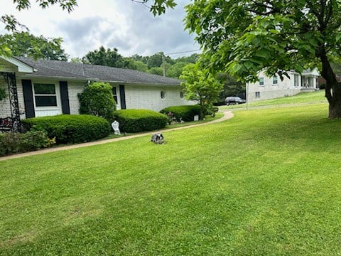 302 Utley Dr, Goodlettsville, TN 37072