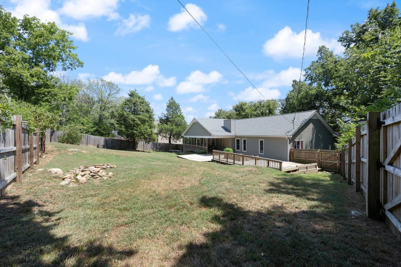 308 Due Ln, Columbia, TN 38401