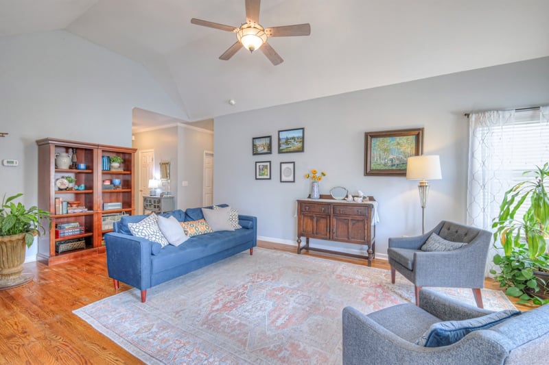 3307 Milton Ct, Thompsons Station, TN 37179