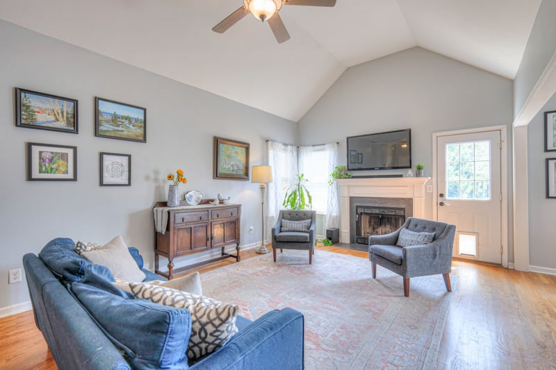 3307 Milton Ct, Thompsons Station, TN 37179