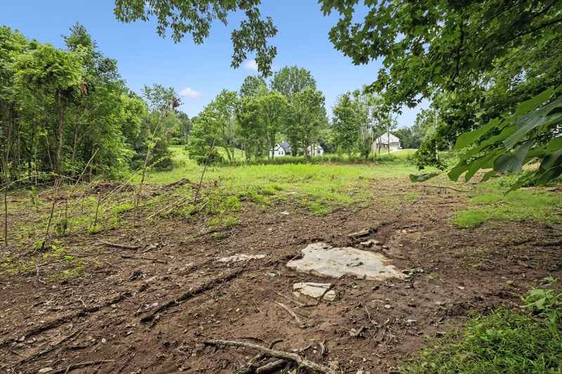 4270 Moore Ln, Culleoka, TN 38451