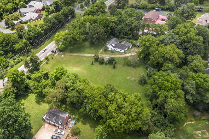 517 Franklin Rd, Franklin, TN 37069