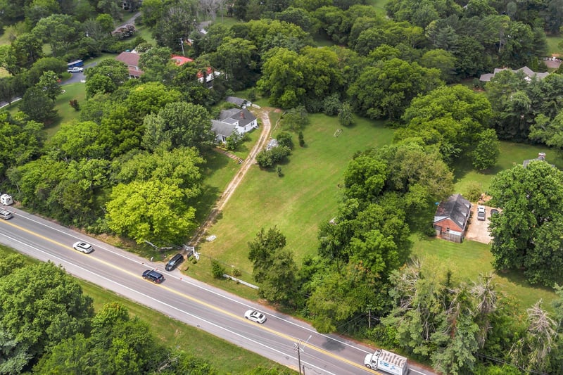 517 Franklin Rd, Franklin, TN 37069