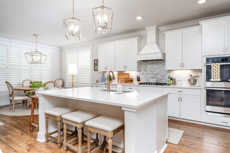 2744 Morrow Ln, Columbia, TN 38401