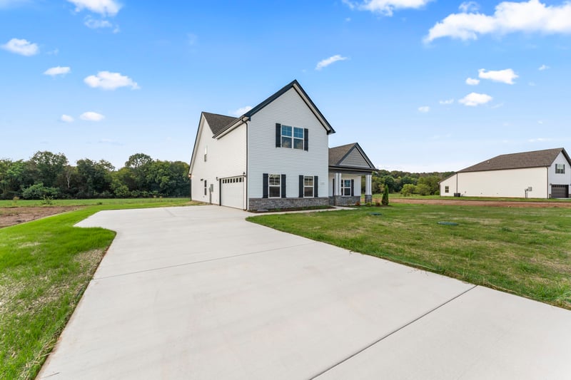 1122 Bluecreek Cir, Murfreesboro, TN 37129