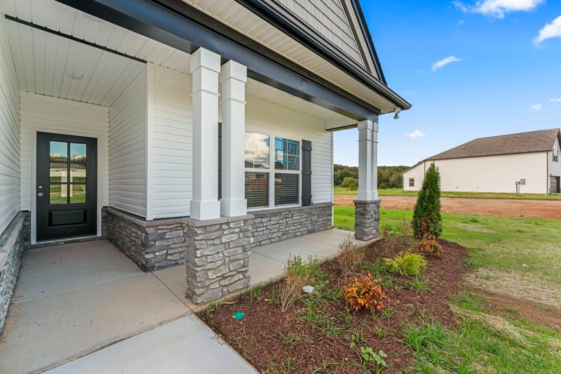 1122 Bluecreek Cir, Murfreesboro, TN 37129