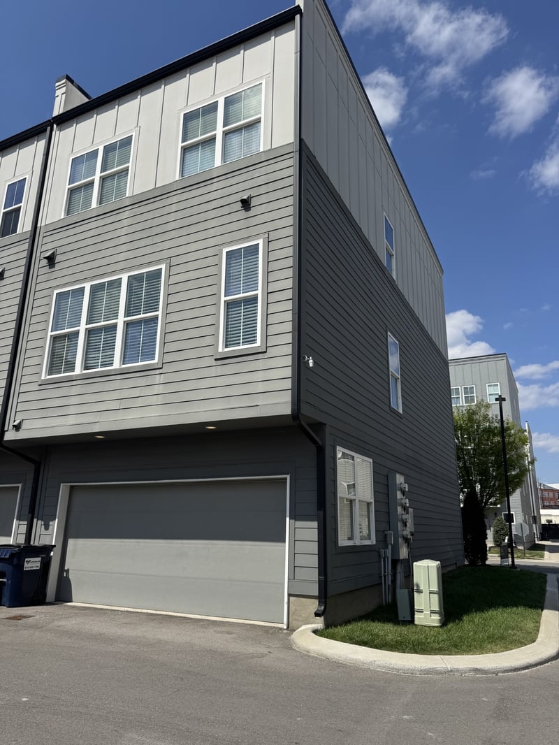 2001 Edison Park Ln, Nashville, TN 37209