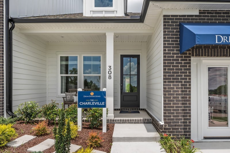 317 Buckwood Ln, Thompsons Station, TN 37179