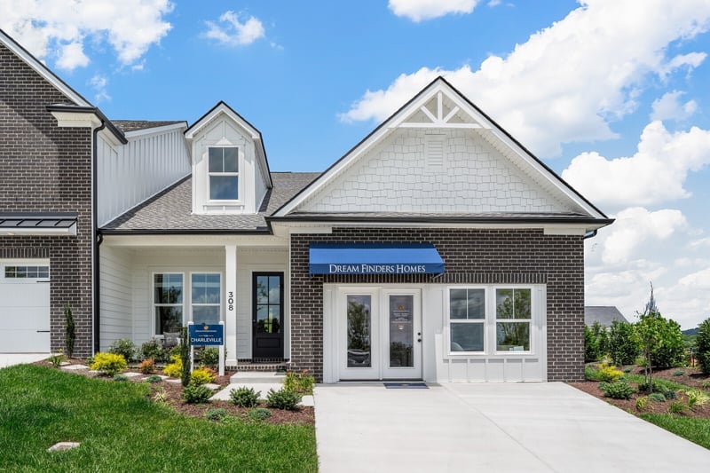 317 Buckwood Ln, Thompsons Station, TN 37179