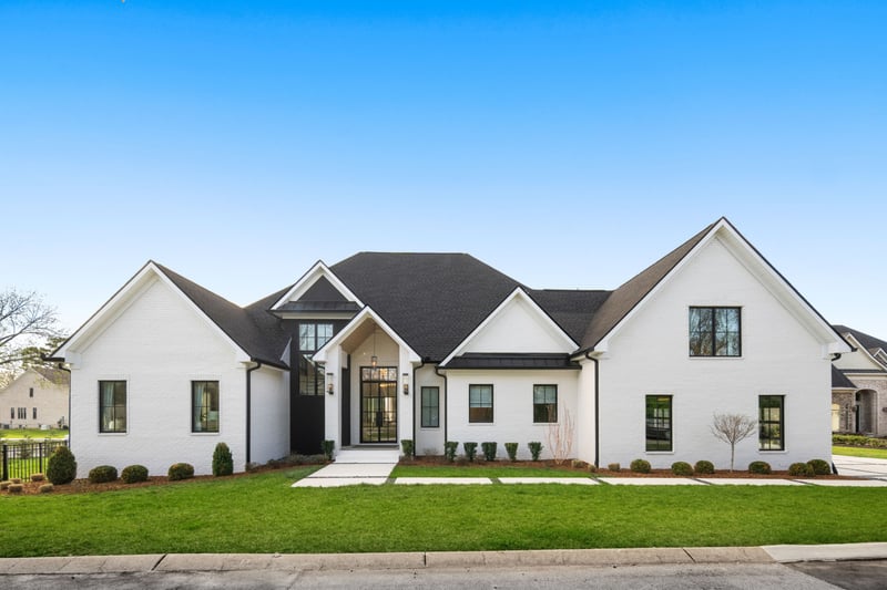 3037 Lakeshore Dr, Old Hickory, TN 37138