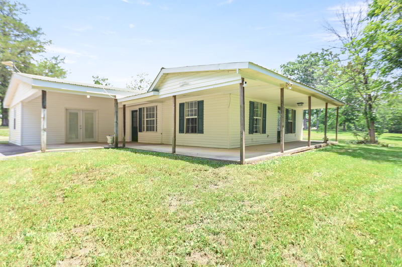 561 Odoms Bend Rd, Gallatin, TN 37066