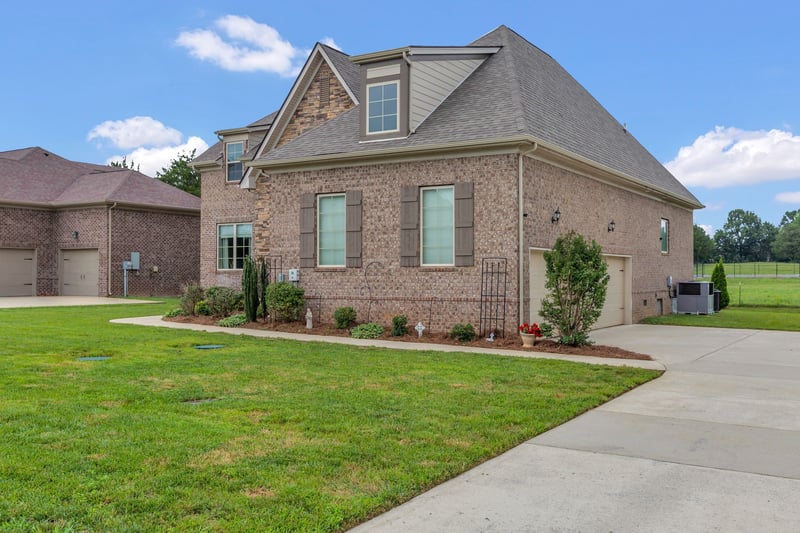 7116 Springwater St, Smyrna, TN 37167