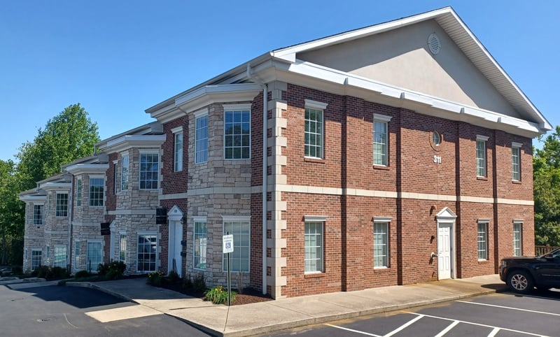 311 S Royal Oaks Blvd, Franklin, TN 37064