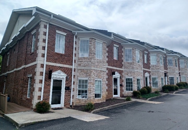 311 S Royal Oaks Blvd, Franklin, TN 37064