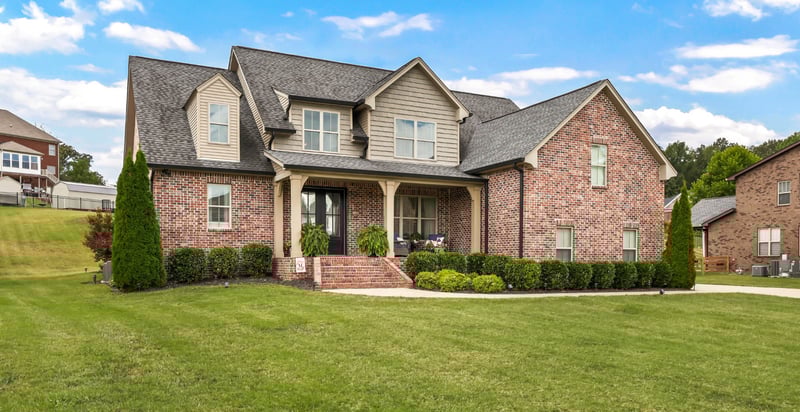 4058 Oak Pointe Dr, Pleasant View, TN 37146