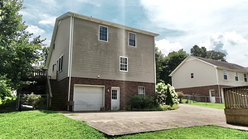 1069 Heatherwood Rd, Pleasant View, TN 37146