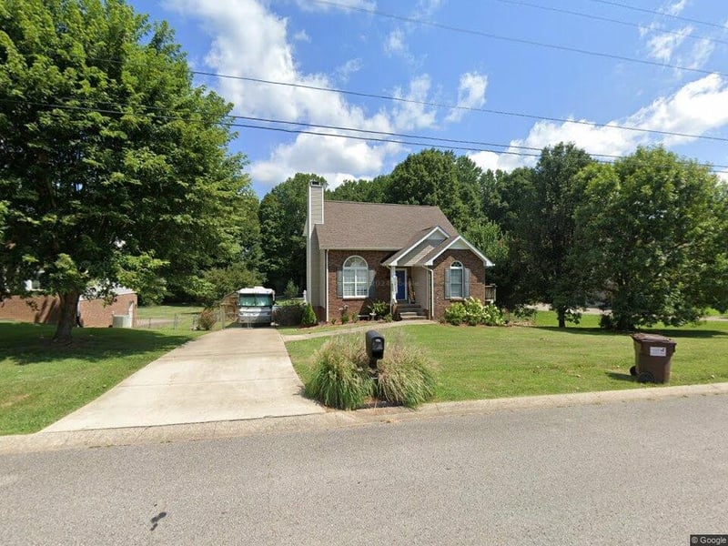 1069 Heatherwood Rd, Pleasant View, TN 37146