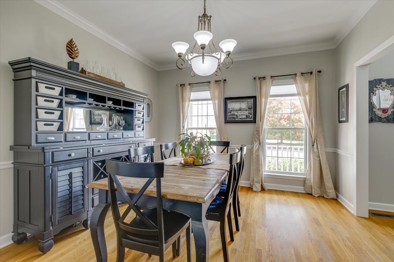 1301 Saybrook Xing, Thompsons Station, TN 37179