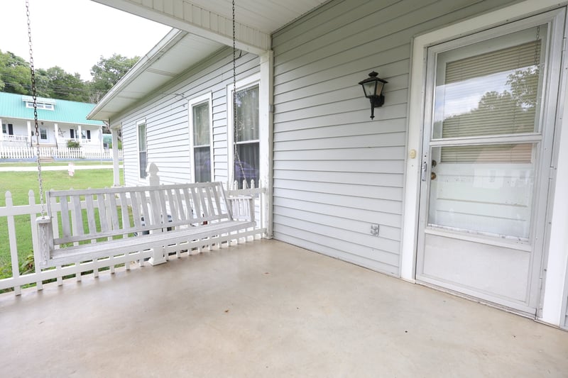 8 Brush Creek Rd, Brush Creek, TN 38547