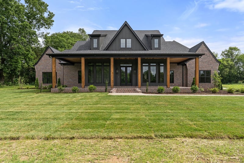 330 Canna Dr, Lascassas, TN 37085