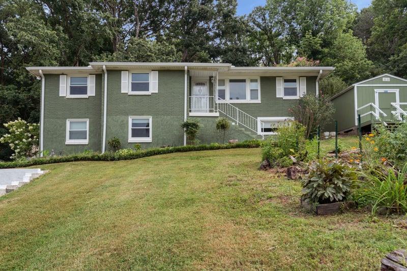 214 Shevel Dr, Goodlettsville, TN 37072