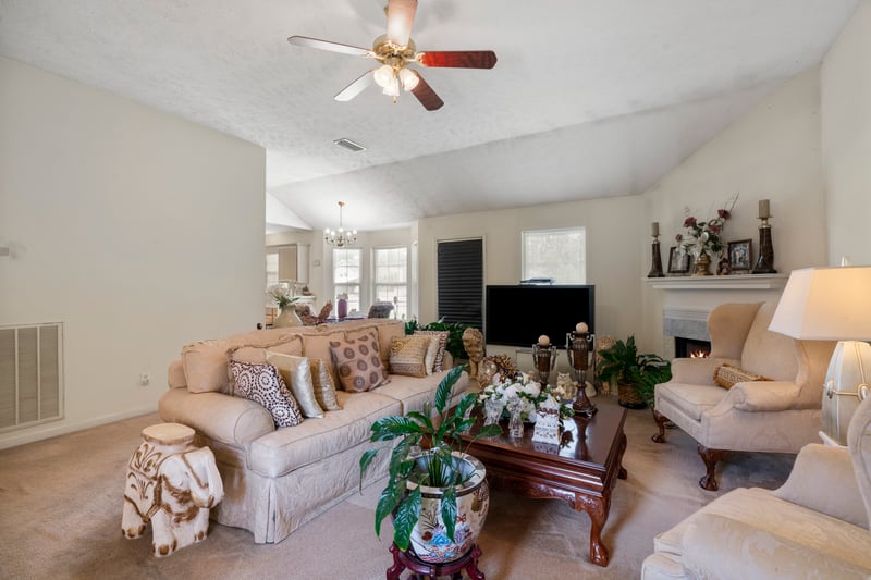 5009 Sunshine Dr, Antioch, TN 37013