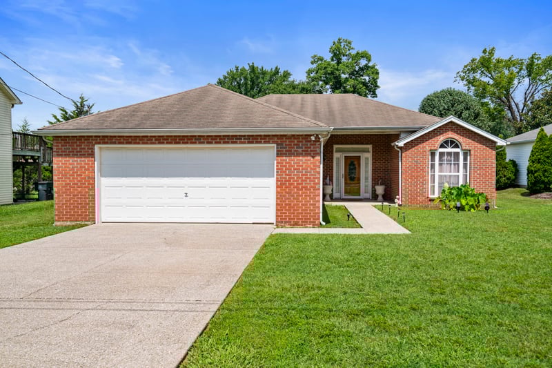 5009 Sunshine Dr, Antioch, TN 37013