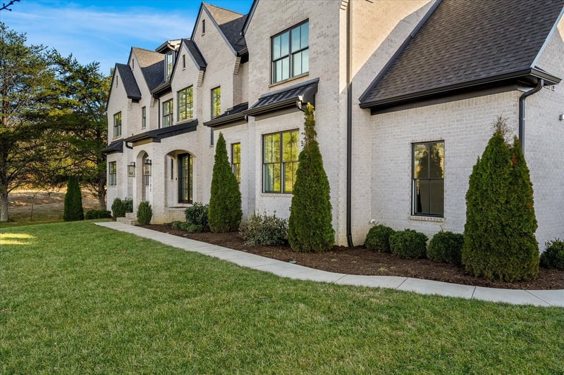 105 Stillwind Ct, Nolensville, TN 37135