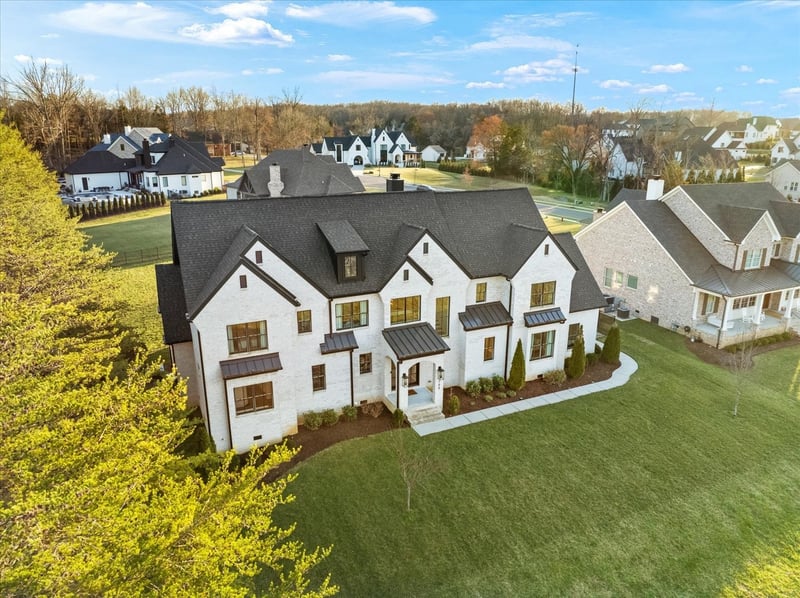 105 Stillwind Ct, Nolensville, TN 37135