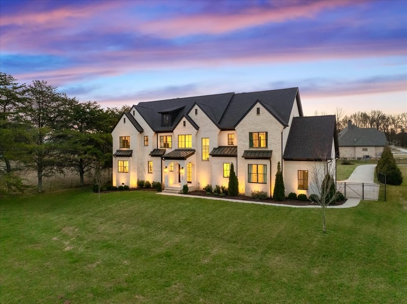 105 Stillwind Ct, Nolensville, TN 37135