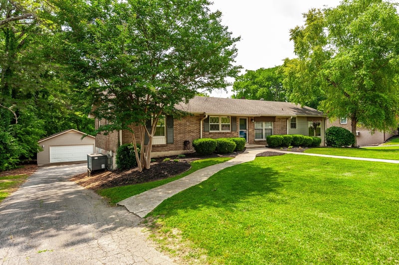 148 Chippendale Dr, Hendersonville, TN 37075