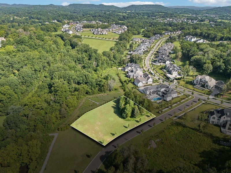 8905 Dovetail Ct, College Grove, TN 37046