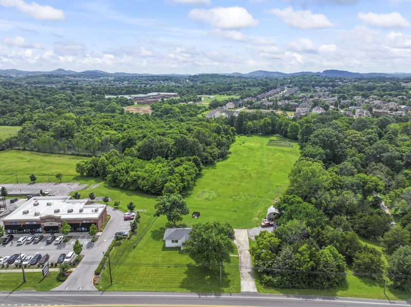 7163 Nolensville Rd, Nolensville, TN 37135