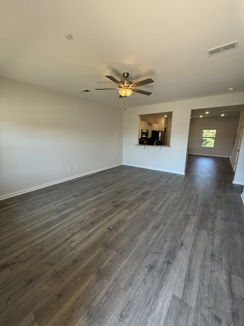 259 Streamflow Dr, Ashland City, TN 37015