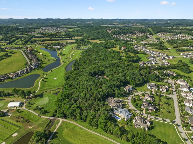 8817 Drosera Cir, College Grove, TN 37046