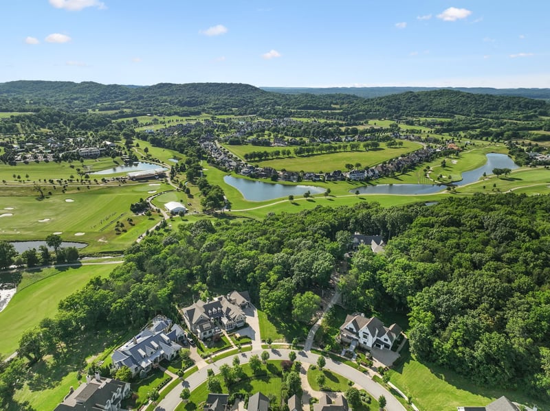 8817 Drosera Cir, College Grove, TN 37046